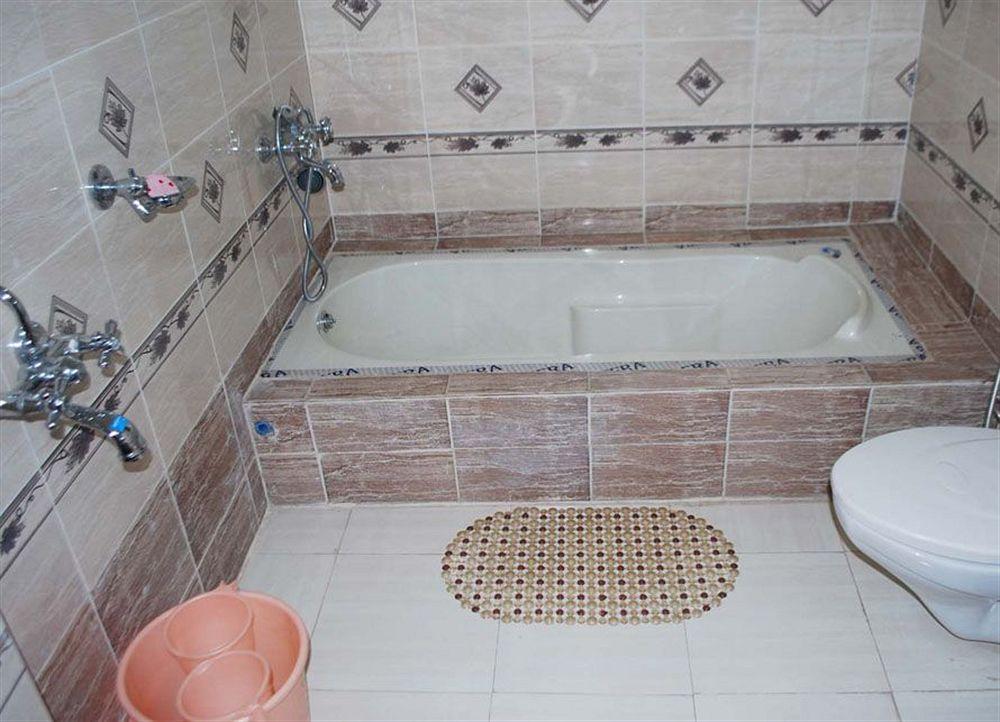Hotel Aryapalace Bhubaneswar Dış mekan fotoğraf