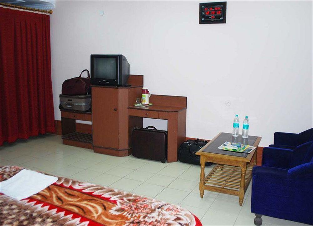 Hotel Aryapalace Bhubaneswar Dış mekan fotoğraf